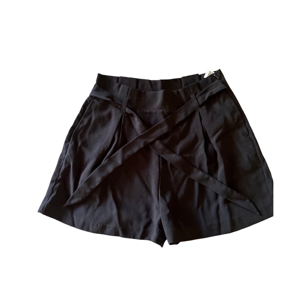 Stradivarius Black short